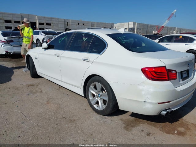 2013 Bmw 528i მანქანა იყიდება აუქციონზე, vin: WBAXG5C53DD233641, აუქციონის ნომერი: 42596170