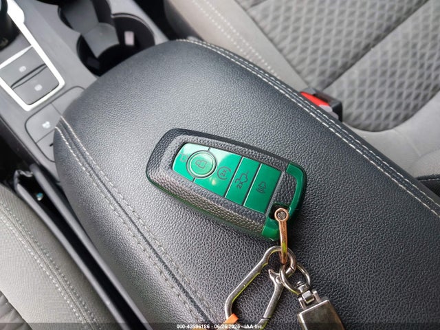1FMCU0G60MUA06502 Ford dragon di tc