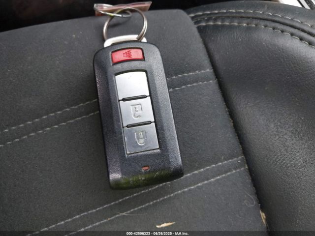 2019 MITSUBISHI OUTLANDER JA4AD3A39KZ027399 Photo 10