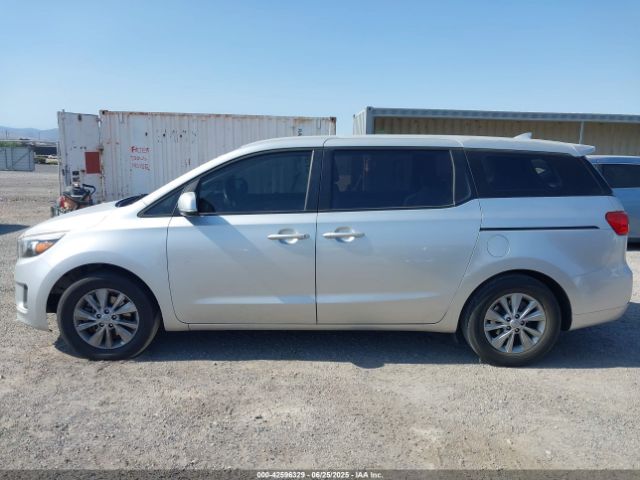 KNDMA5C13H6273443 KIA 2017