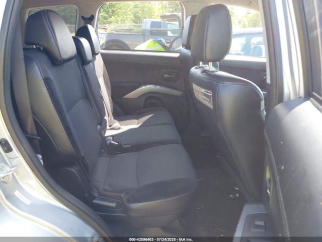 2010 MITSUBISHI OUTLANDER JA4JT4AX8AZ016386 Photo 7