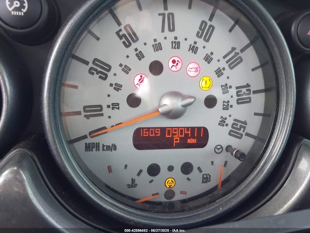 2006 MINI COOPER S WMWRE33536TJ37021 Photo 6