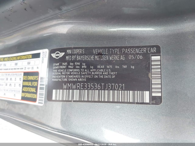 2006 MINI COOPER S WMWRE33536TJ37021 Photo 8