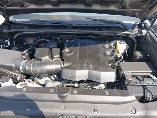2023 TOYOTA 4RUNNER JTEEU5JR7P5301992 Photo 9