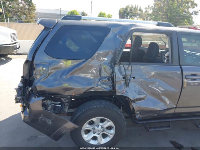 2023 TOYOTA 4RUNNER JTEEU5JR7P5301992 Photo 5
