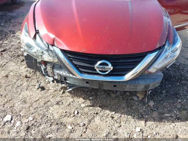 1N4AL3AP6GC121252 Nissan 2016