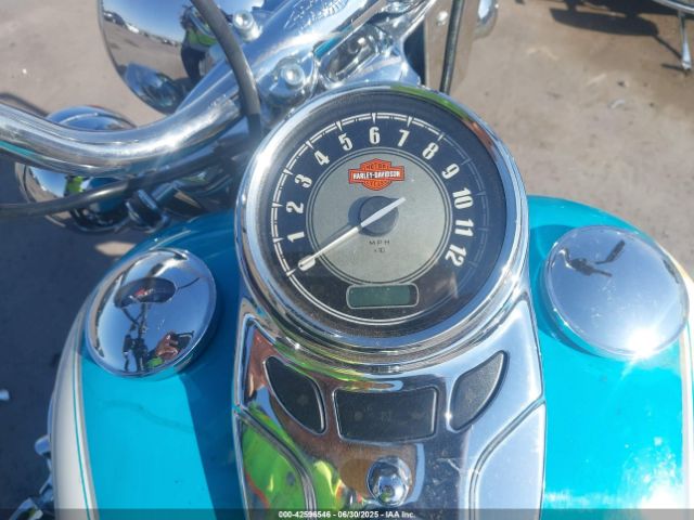 2017 HARLEY-DAVIDSON FLSTC 1HD1BWV35HB029819 Photo 6