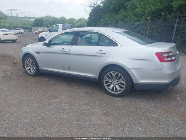 Ford 2015 2015 1FAHP2F82FG171460 Image 3