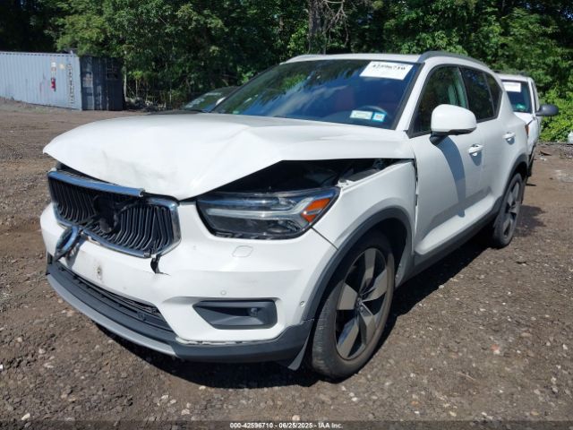 2019 VOLVO XC40 YV4162XZXK2018433 Photo 1