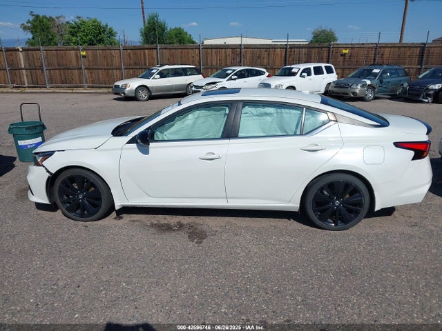 Nissan 2022 2022 1N4BL4CV1NN414838 Image 15