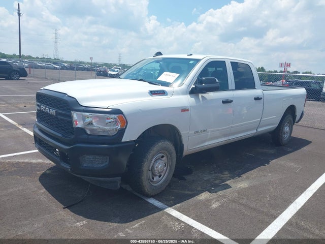 3C6UR4HJ5NG389157 RAM 2500