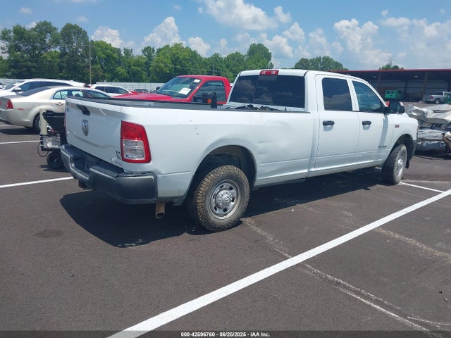 3C6UR4HJ5NG389157 RAM 2500