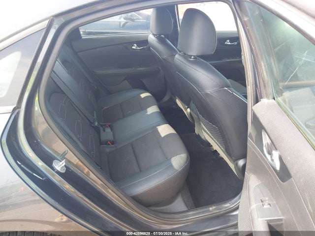 Продажа на аукционе авто 2021 Kia Forte Gt-line, vin: 3KPF34AD2ME268586, номер лота: 42596828