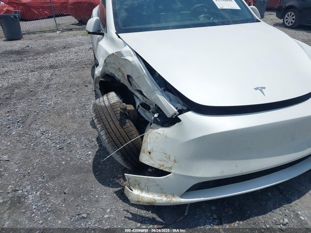 2021 TESLA MODEL Y 5YJYGDEE1MF244922 Photo 5