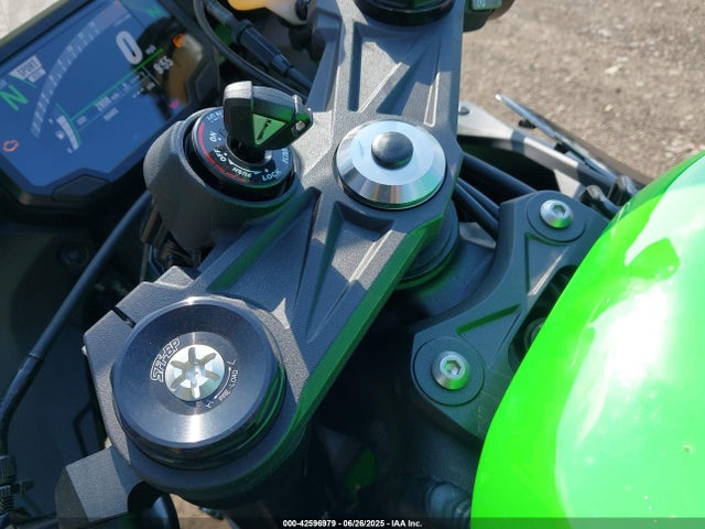 JKBZXJJ14SA018505 Kawasaki 2025
