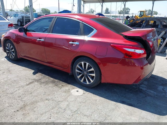 1N4AL3AP5HC184036 Nissan 2017