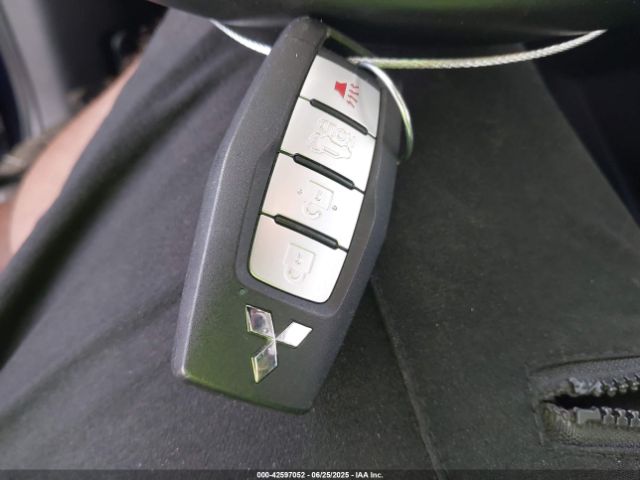 2022 MITSUBISHI OUTLANDER JA4J4UA89NZ038781 Photo 10