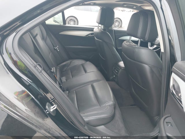 1G6AB5RX6E0118026 Cadillac ltg