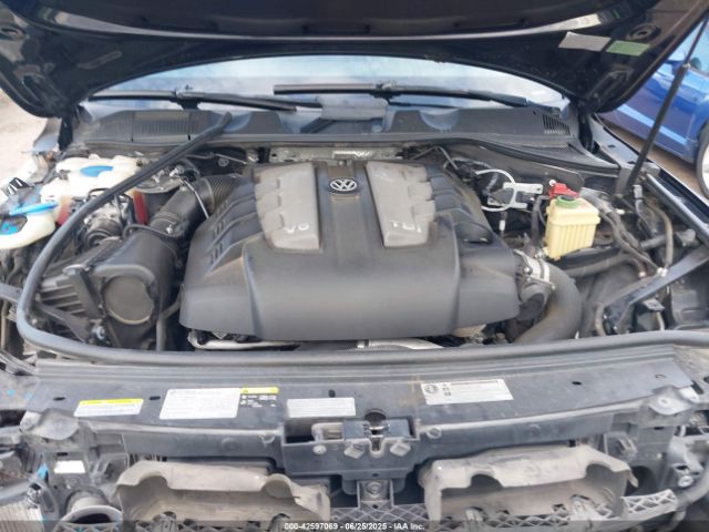 2014 VOLKSWAGEN TOUAREG WVGDP9BP5ED005024 Photo 9