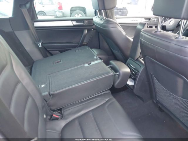2014 VOLKSWAGEN TOUAREG WVGDP9BP5ED005024 Photo 7