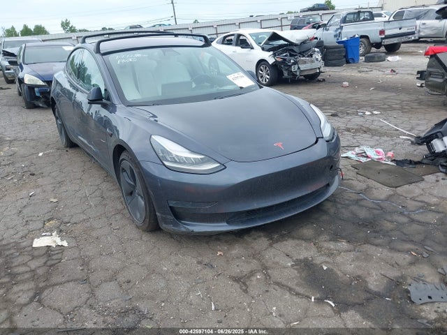 2018 TESLA MODEL 3 5YJ3E1EB7JF181101 Photo 0