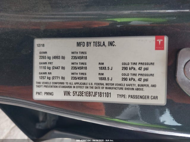 2018 TESLA MODEL 3 5YJ3E1EB7JF181101 Photo 8