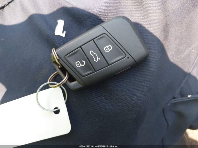 2019 VOLKSWAGEN JETTA 3VWEB7BU8KM171987 Photo 10