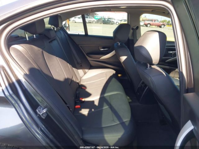 2018 BMW 320I WBA8E1G59JNU88913 Photo 7