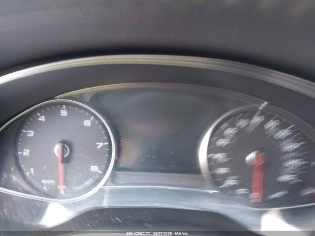 WAUD8AF22KN126484 Audi 2.0t