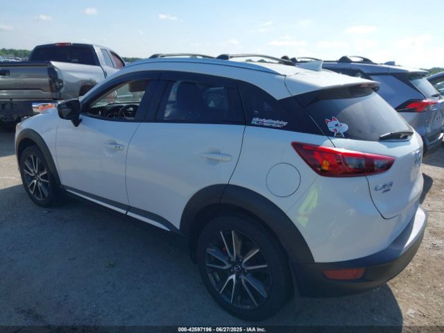 2016 MAZDA CX-3 JM1DKBD70G0117621 Photo 2
