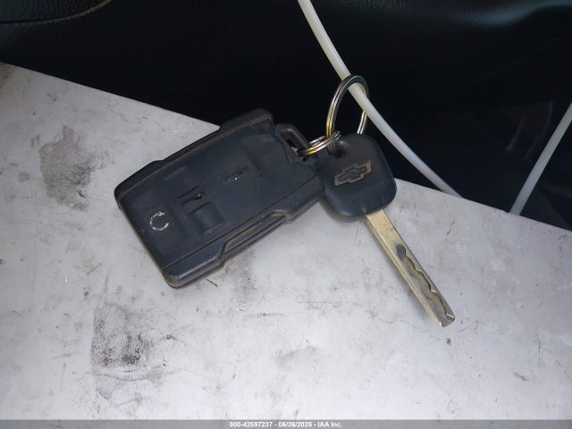 Chevrolet l83 - vvt, active fuel management, aluminum 2015 1GCUKREC7FF204268 Image 11
