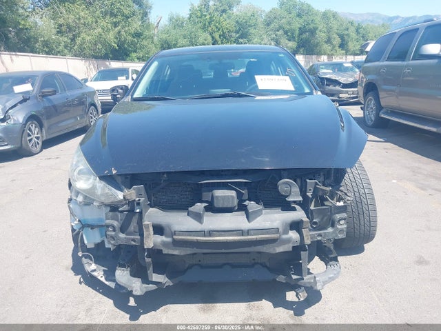 3MZBM1U75GM299225 Mazda pe