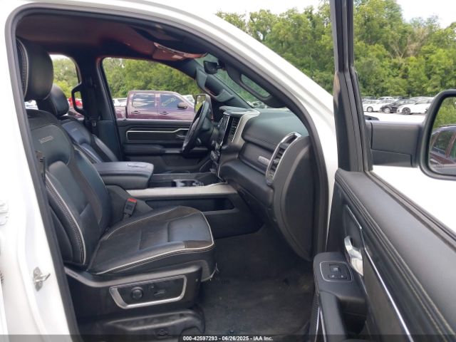 2024 RAM 1500 1C6RREJTXRN220546 Photo 4