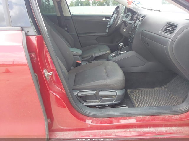 3VW267AJXGM226493 Volkswagen Jetta