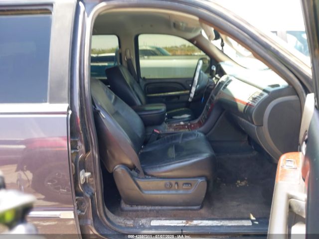 2010 CADILLAC ESCALADE 1GYUKAEF3AR243470 Photo 4