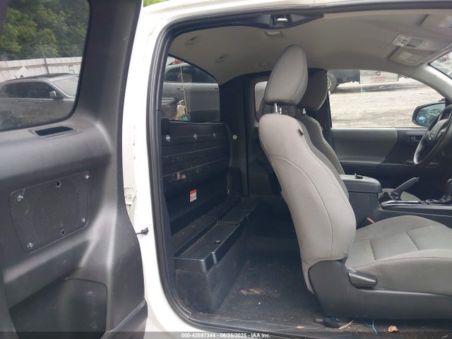 5TFRX5GN3KX136098 Toyota 2tr-fe