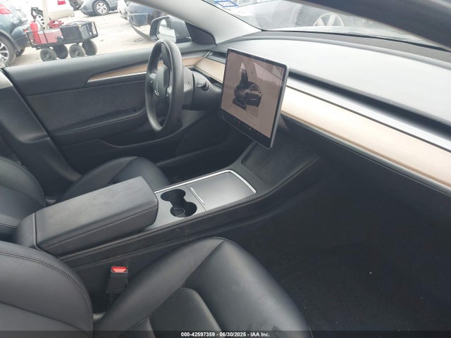 Tesla 2023 2023 5YJ3E1EA7PF583748 Image 5