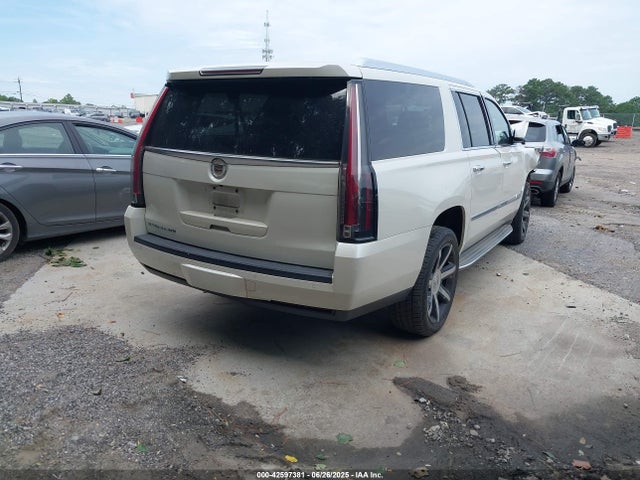 2015 CADILLAC ESCALADE ESV 1GYS3HKJ0FR179756 Photo 3