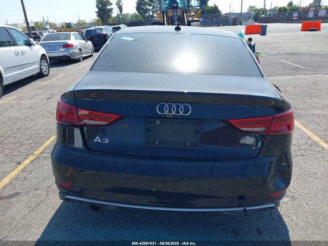 WAUAUGFF9H1080723 Audi 2017