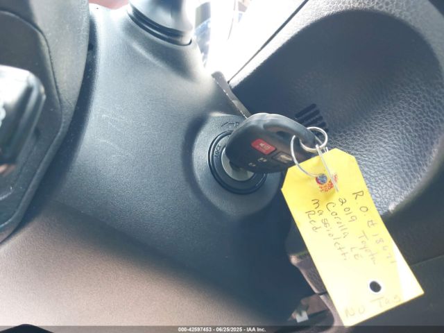 2019 TOYOTA COROLLA 2T1BURHE7KC215790 Photo 10