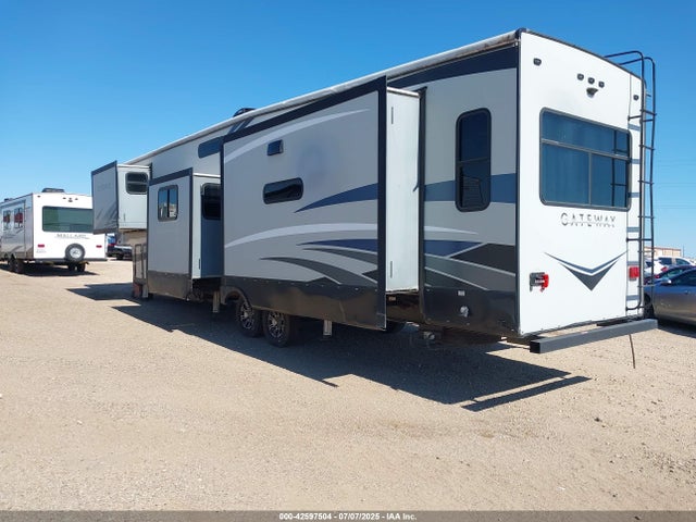 5SFSG4220KE404851 Heartland Gateway 5th Wheel 44&#039;