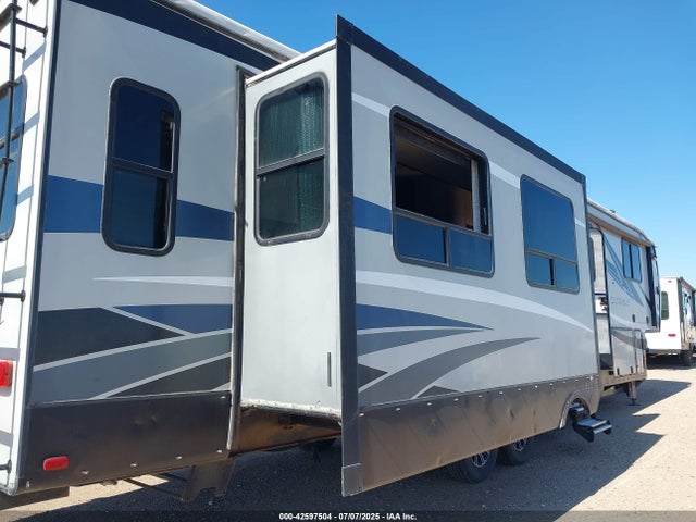 5SFSG4220KE404851 Heartland Gateway 5th Wheel 44&#039;