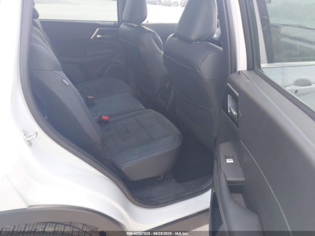 2023 MITSUBISHI OUTLANDER JA4J4UA83PZ025835 Photo 7