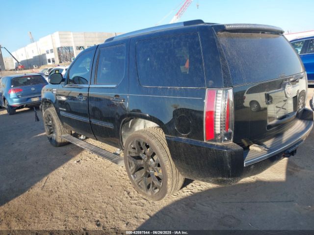 2014 CADILLAC ESCALADE 1GYS3CEF9ER209720 Photo 2