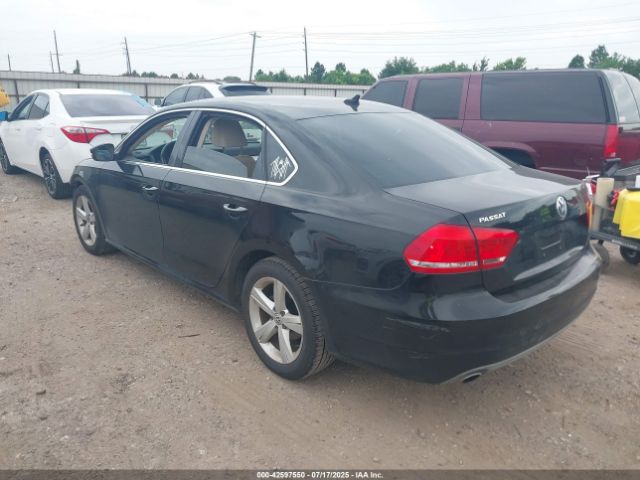 2013 VOLKSWAGEN PASSAT 1VWBP7A35DC104538 Photo 2