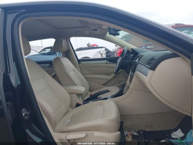 2013 VOLKSWAGEN PASSAT 1VWBP7A35DC104538 Photo 4