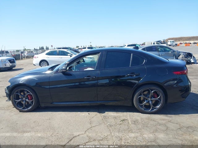 ZARFAMBN2K7603796 Alfa Romeo giulia (952)