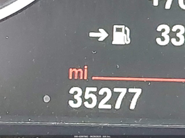 WBA8B9C54JEE81089 BMW 330I