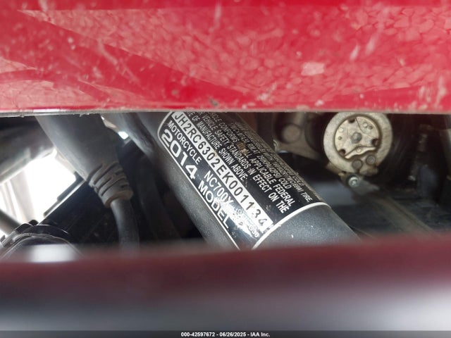 JH2RC6302EK001134 Honda Rc61e-5400001