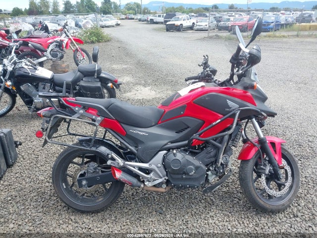 JH2RC6302EK001134 Honda Rc61e-5400001